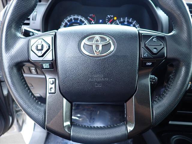 Used 2019 Toyota 4Runner TRD Off-Road Premium AWD/4WD image 18