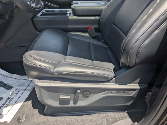 Certified 2025 Ford Expedition Max Platinum w/ Driver's Package AWD/4WD image 14