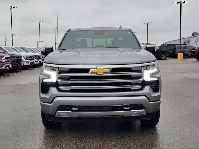 Used 2026 Chevrolet Silverado 1500 High Country AWD/4WD image 8