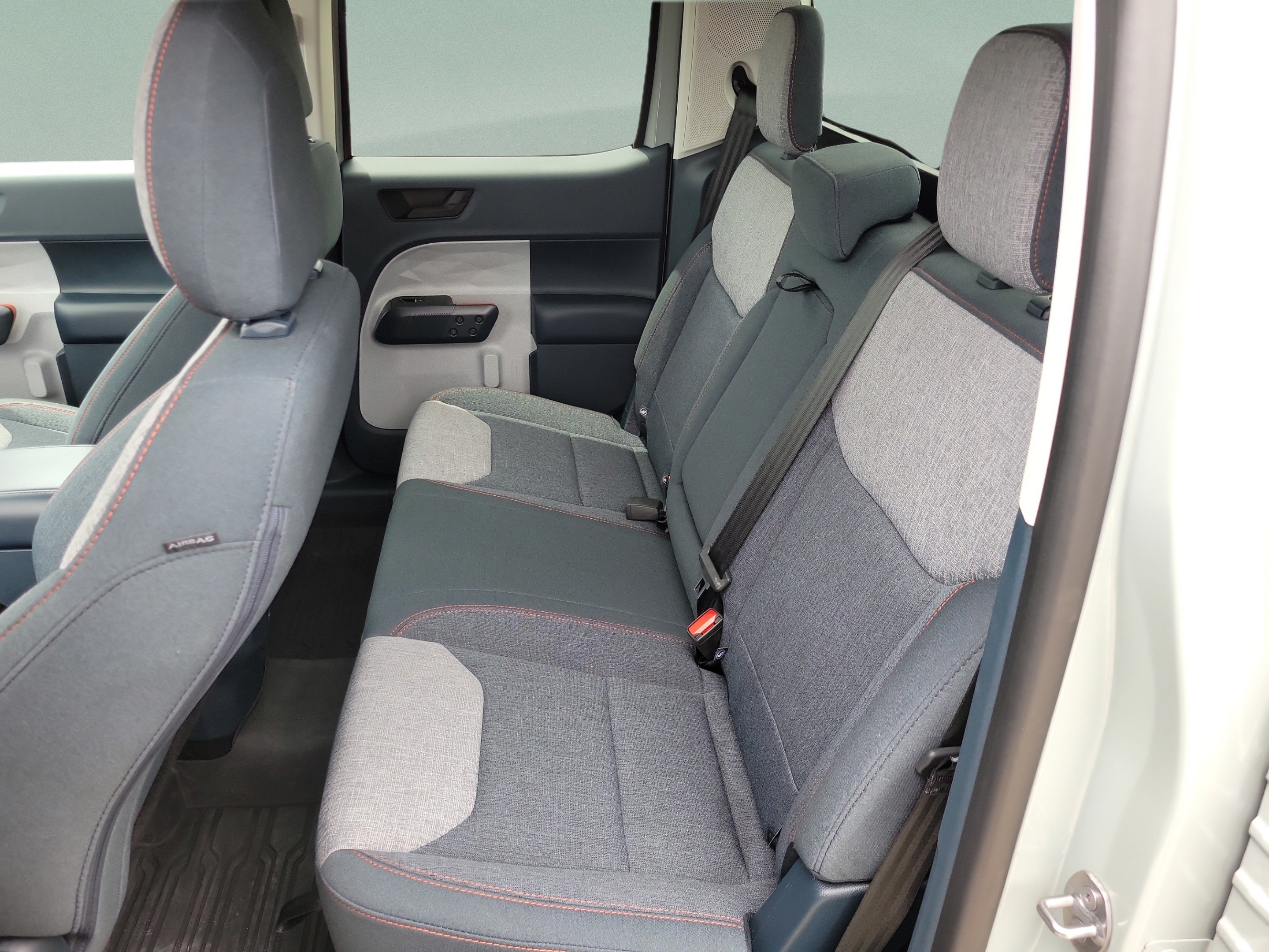 Certified 2024 Ford Maverick XLT FWD image 13