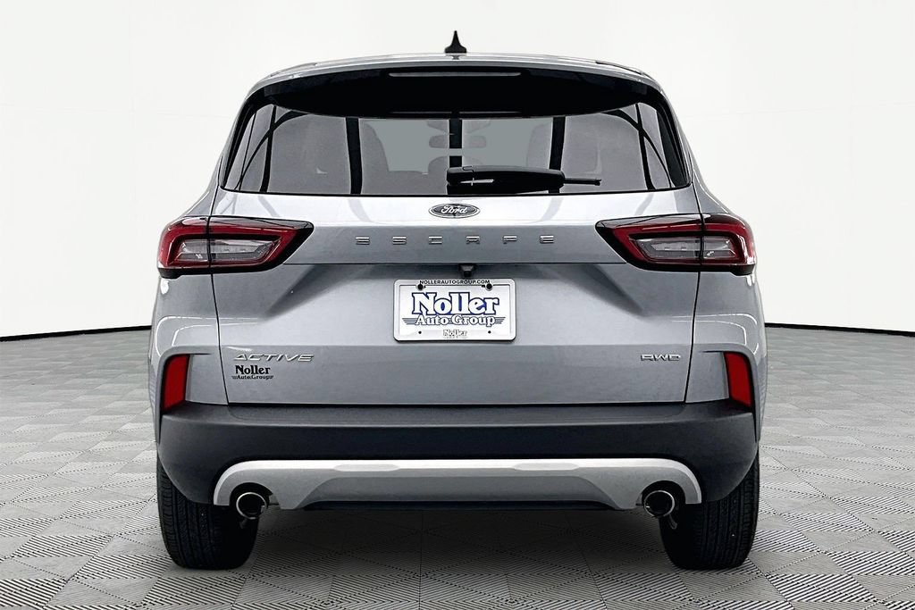 Certified 2023 Ford Escape Active AWD/4WD image 4