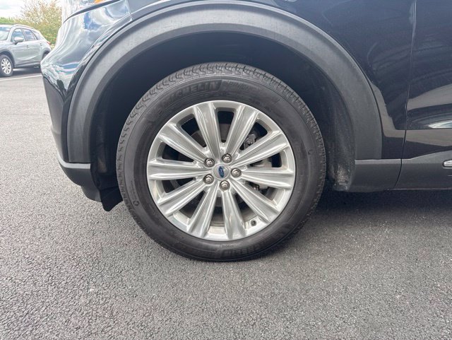 Certified 2024 Ford Explorer Limited w/ Limited Technology Package AWD/4WD image 6