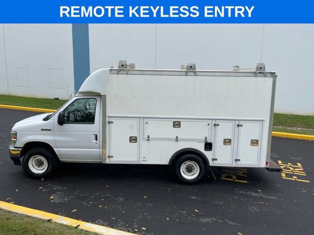 Certified 2022 Ford E-350 and Econoline 350 Super Duty w/ Power Windows & Locks Group video 2