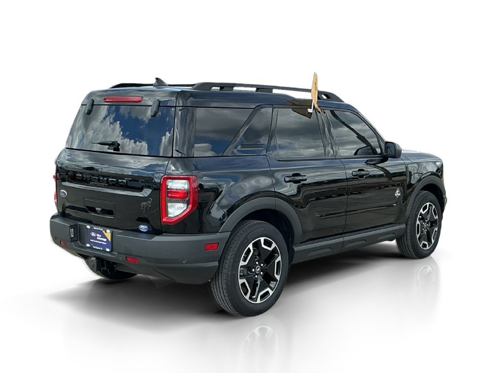 Certified 2023 Ford Bronco Sport Outer Banks w/ Tech Package AWD/4WD image 8