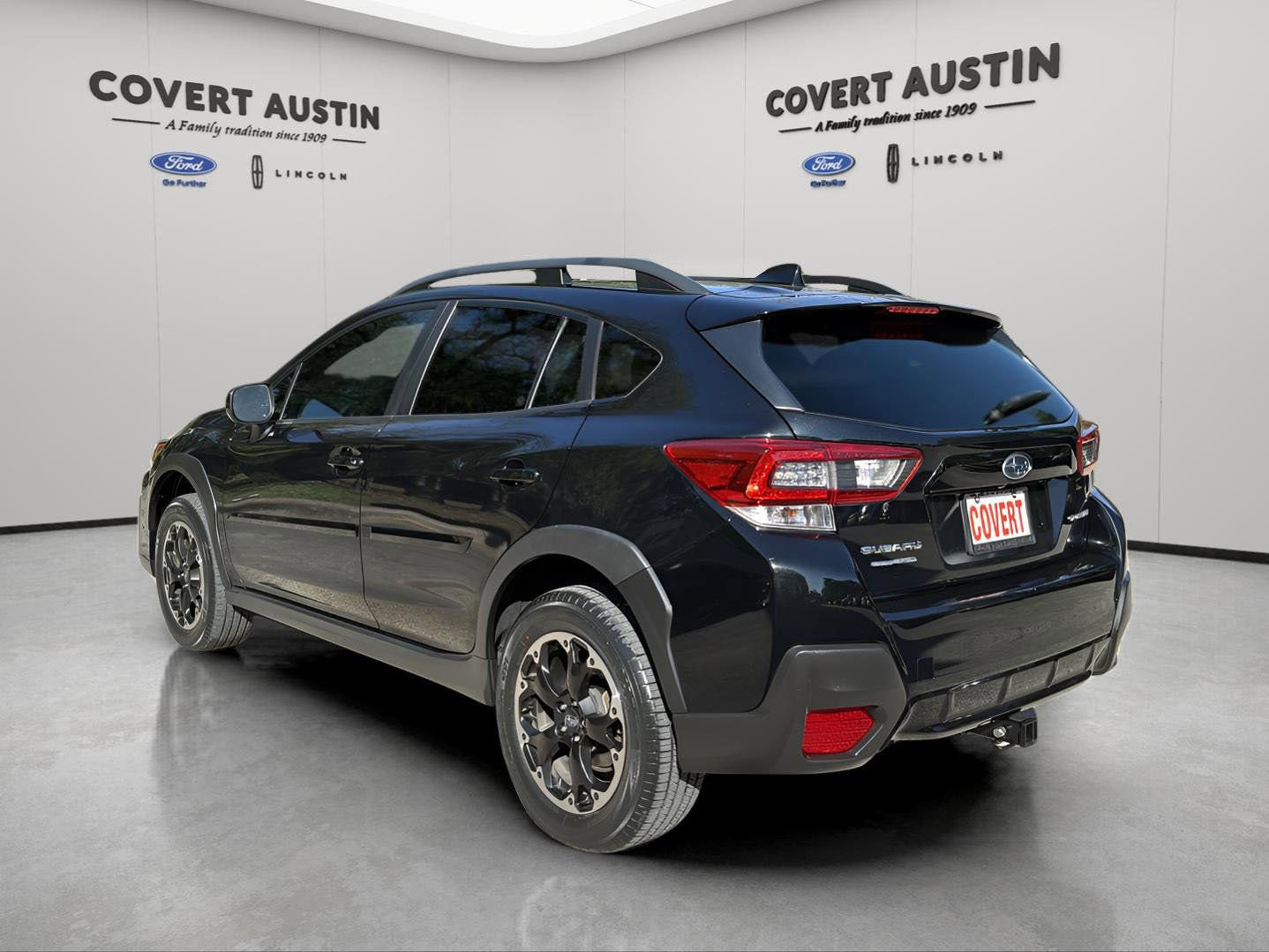 Used 2021 Subaru Crosstrek 2.0i Premium w/ Moonroof Package image 3