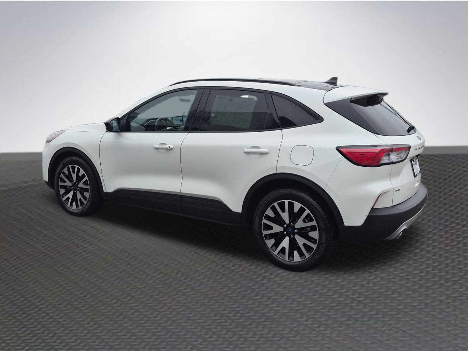 Certified 2020 Ford Escape SE Sport image 5