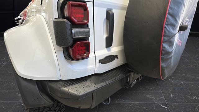 Certified 2024 Ford Bronco Raptor w/ Interior Carbon Fiber Pack 6 AWD/4WD image 40