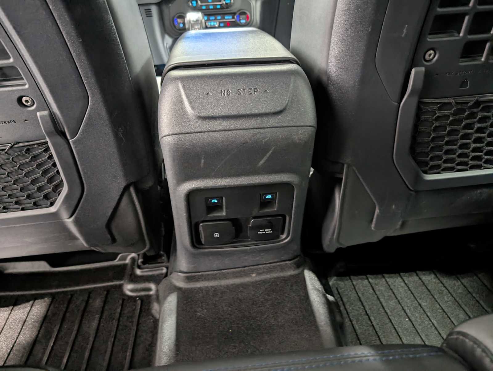 Certified 2023 Ford Bronco Black Diamond image 21