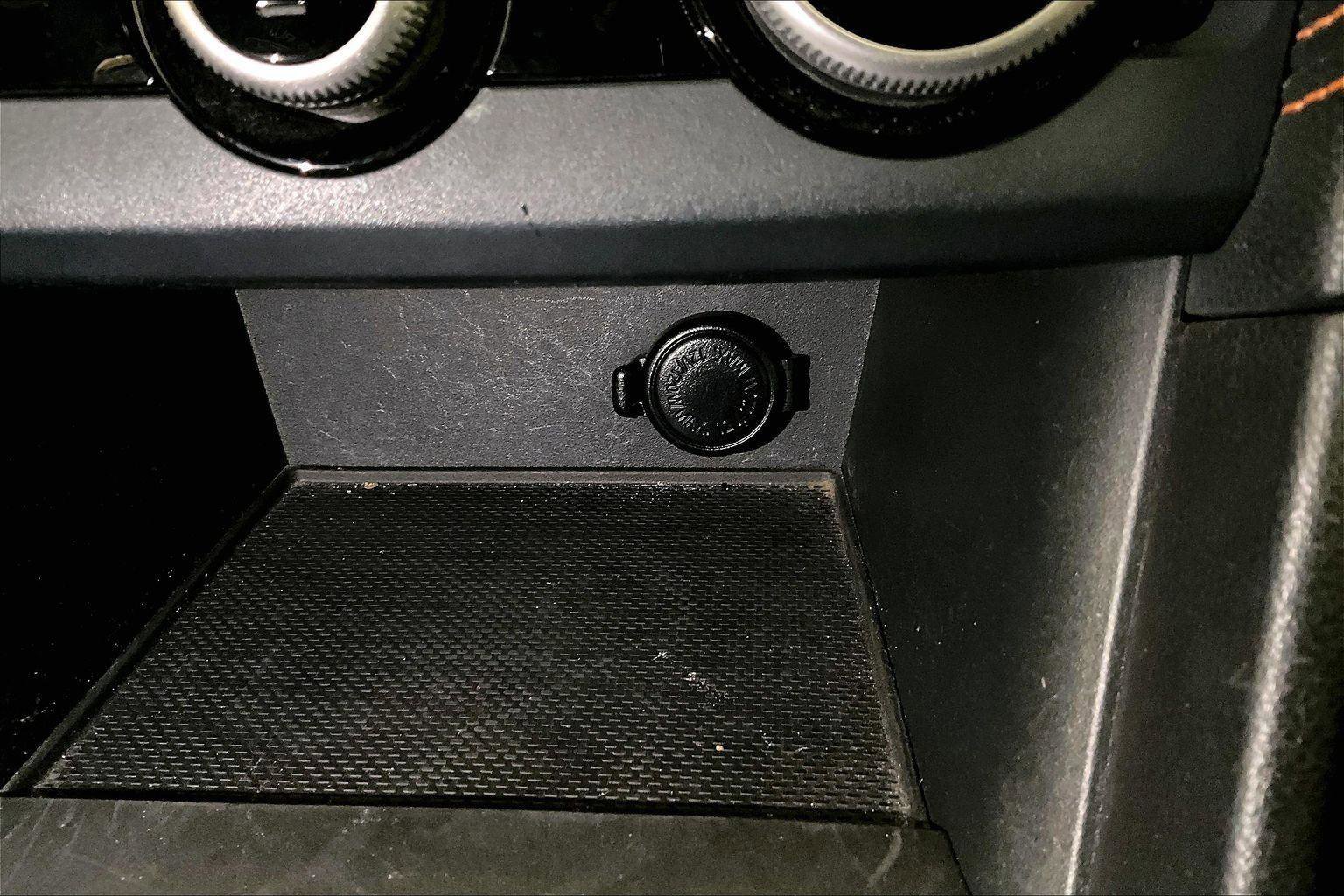 Used 2018 Subaru Crosstrek 2.0i Limited image 31