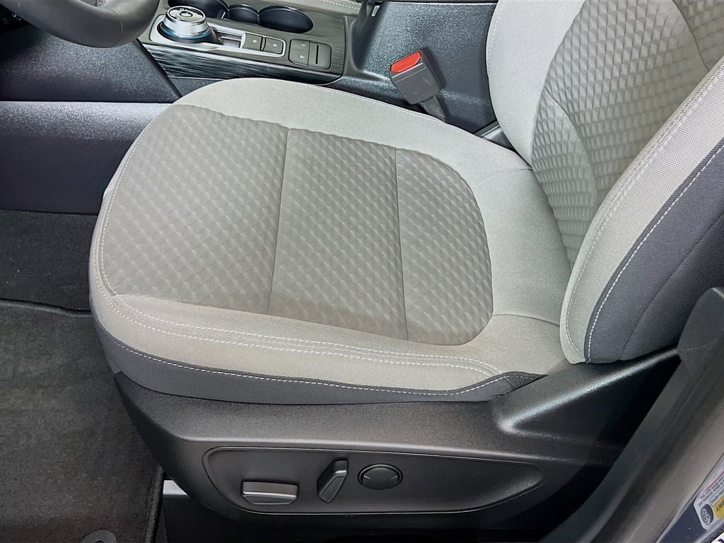 Certified 2022 Ford Escape SE w/ Convenience Package FWD image 24