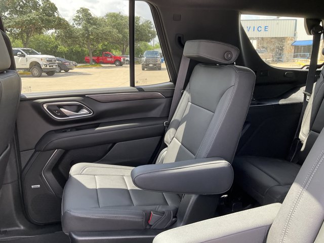 Used 2023 Chevrolet Tahoe LT w/ LT Signature Plus Package RWD image 11
