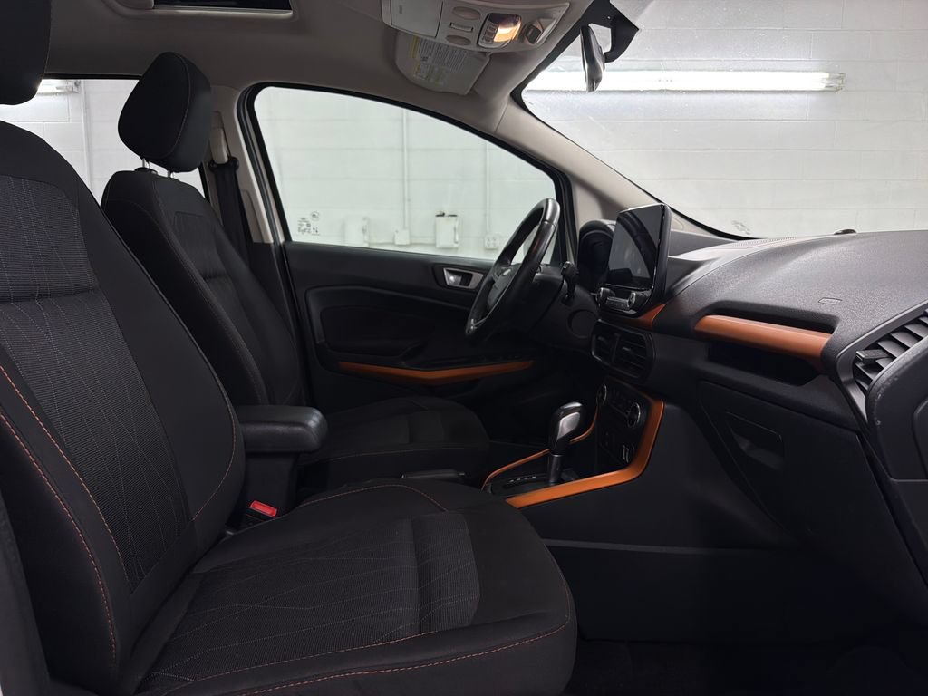 Certified 2021 Ford EcoSport SE w/ SE Convenience Package FWD image 32
