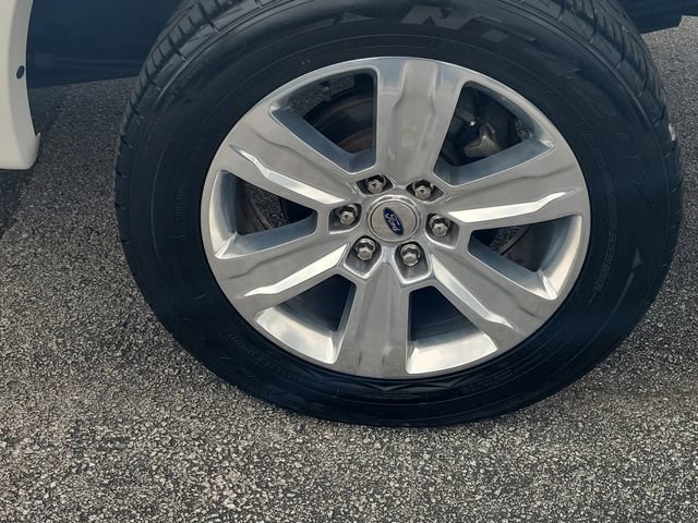 Certified 2019 Ford F150 Platinum w/ Equipment Group 701A Luxury AWD/4WD image 7