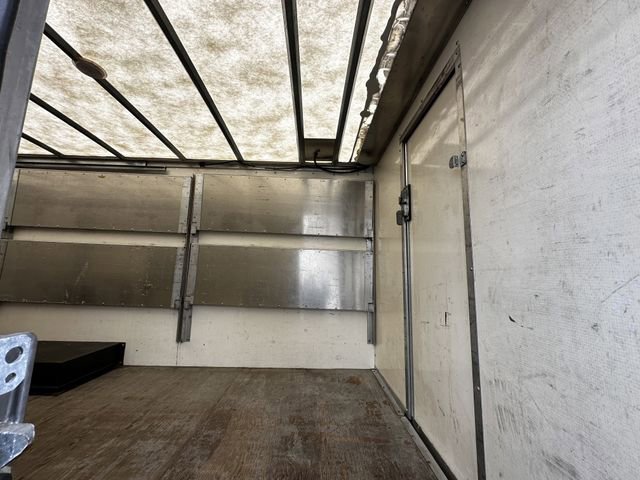 Used 2022 Chevrolet Express 3500 w/ Power Convenience Package image 39