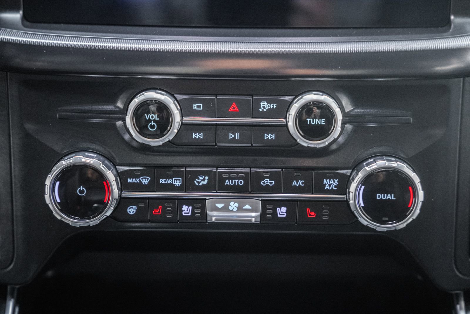 Certified 2025 Ford F150 Raptor image 31