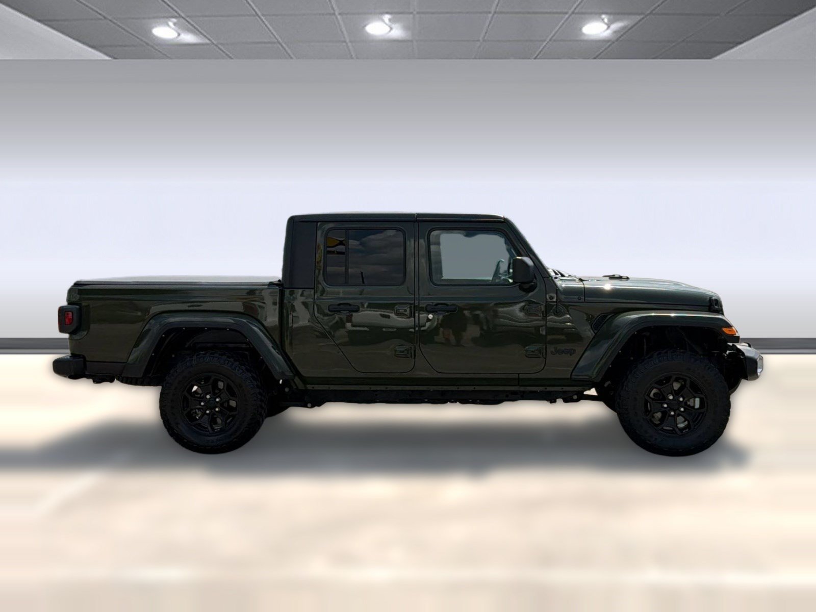 Used 2021 Jeep Gladiator Sport AWD/4WD image 8