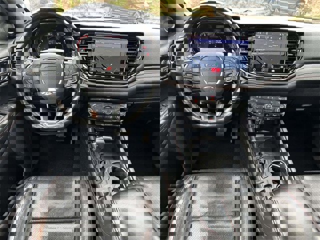 Used 2024 Dodge Durango GT image 8