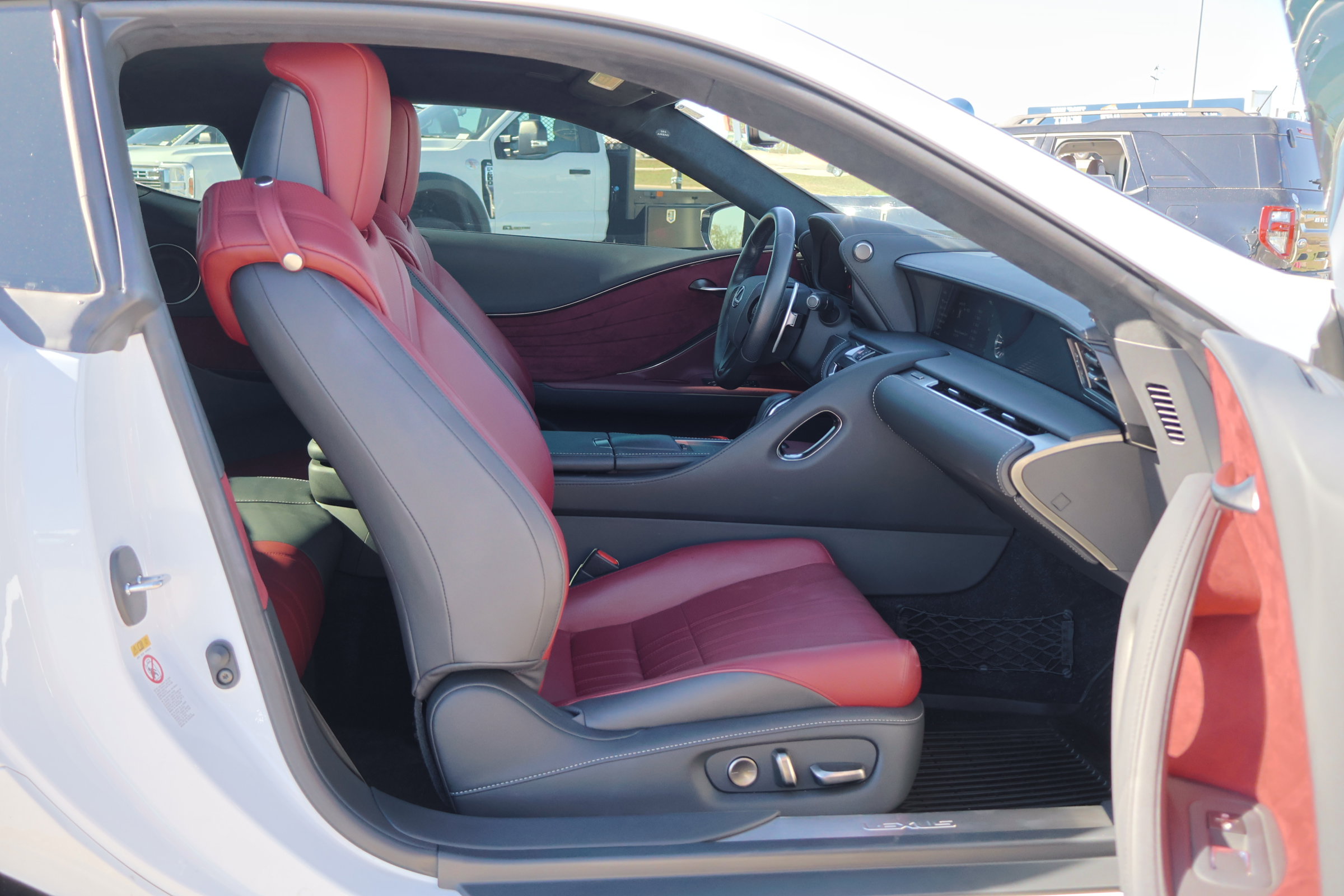 Used 2018 Lexus LC 500 Coupe image 35