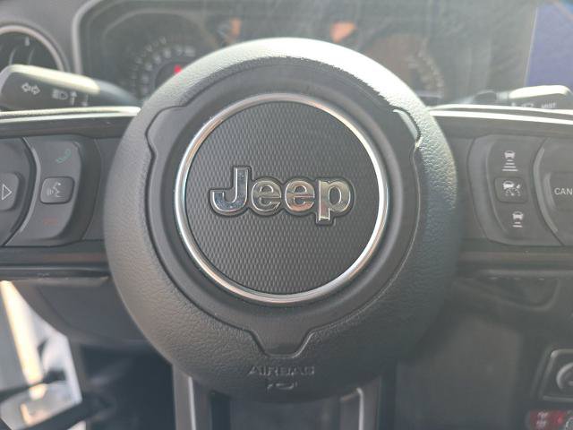 Used 2025 Jeep Wrangler Unlimited Rubicon 4xe AWD/4WD image 12