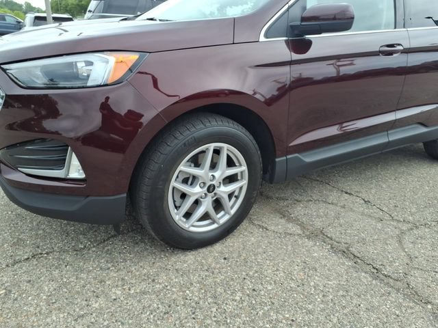 Certified 2023 Ford Edge SEL w/ Convenience Package AWD/4WD image 4