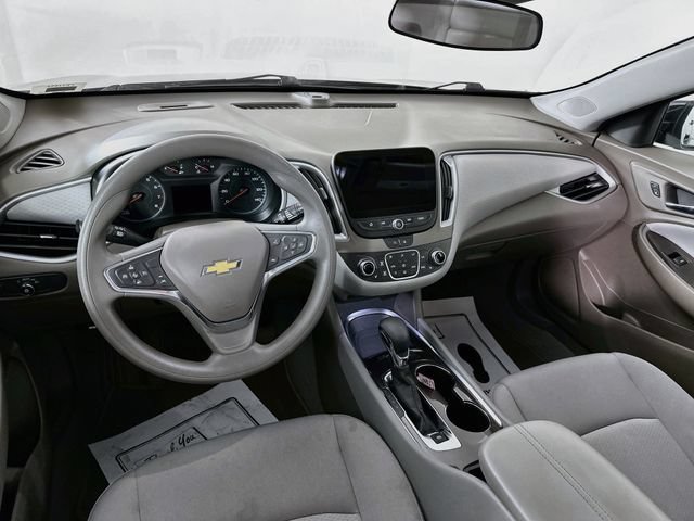 Used 2025 Chevrolet Malibu LT FWD image 27