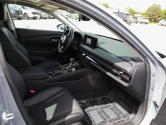 Used 2025 Honda Accord Touring image 26