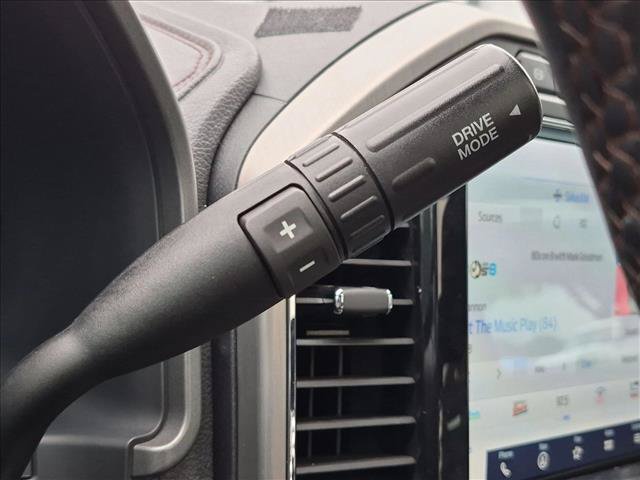 Certified 2022 Ford F350 Platinum AWD/4WD image 12