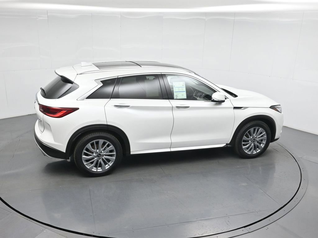 Used 2024 INFINITI QX50 Luxe image 15