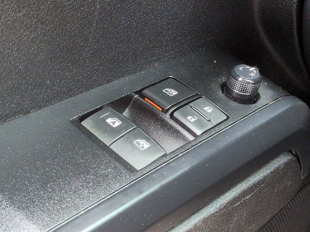 Used 2022 Toyota Tacoma SR w/ SR Convenience Package image 28