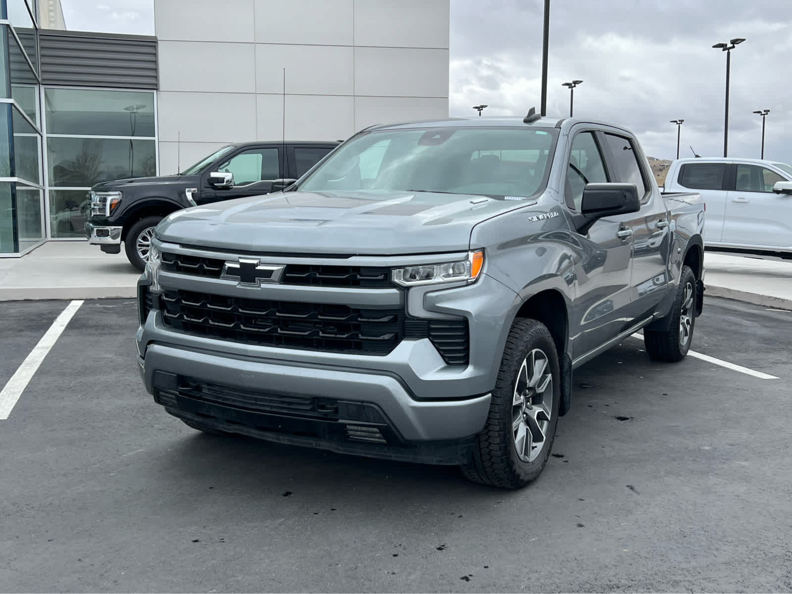 Used 2025 Chevrolet Silverado 1500 RST w/ Protection Package AWD/4WD image 2