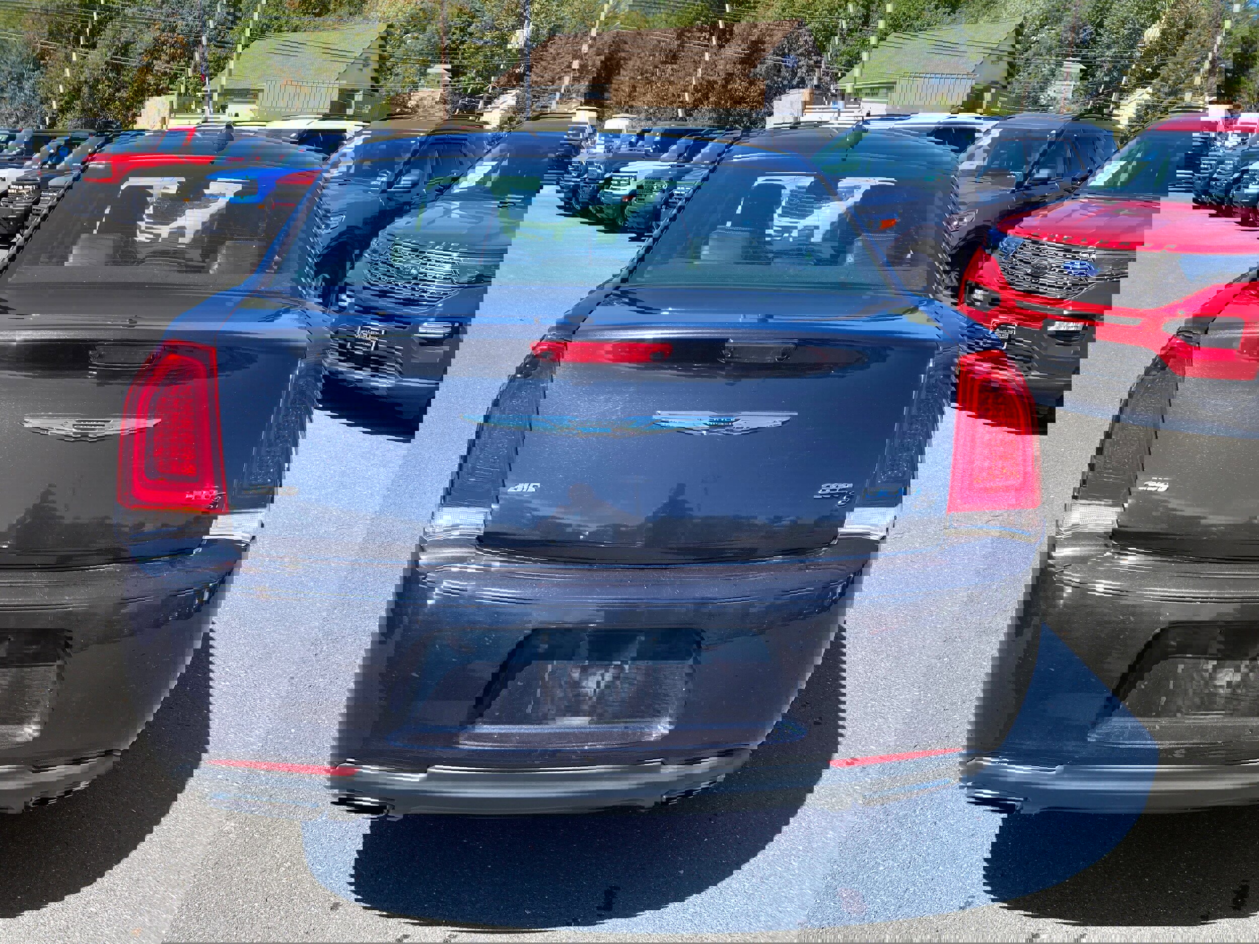 Used 2018 Chrysler 300 S image 4