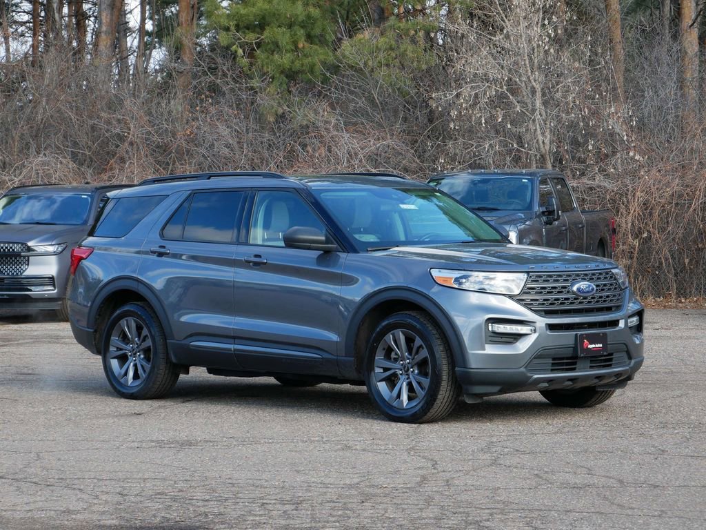 Certified 2021 Ford Explorer XLT w/ Equipment Group 202A image 1
