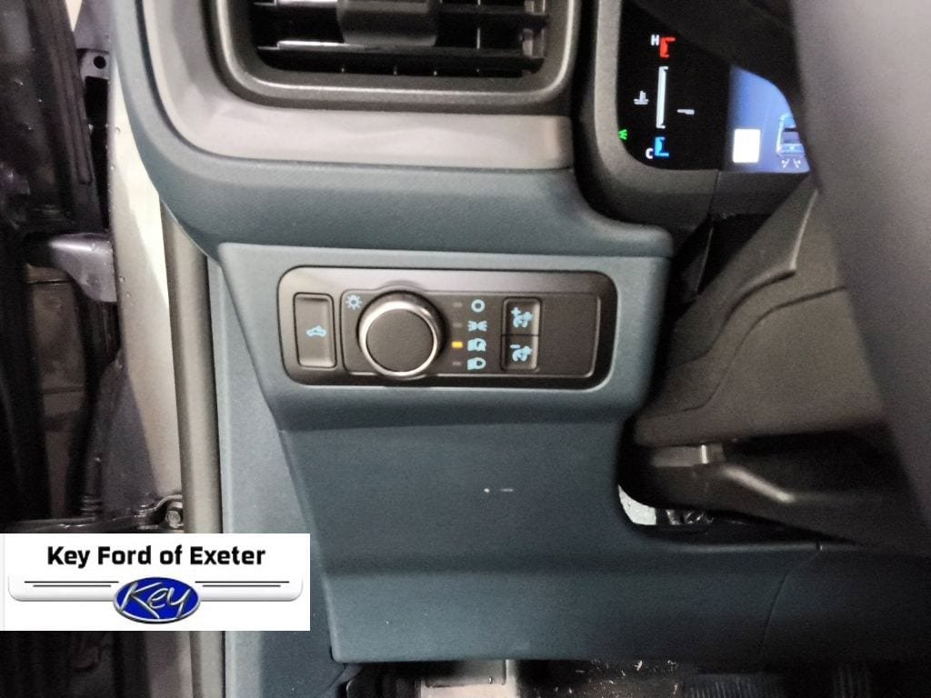 Certified 2025 Ford Maverick Lariat w/ Black Appearance Package AWD/4WD image 27