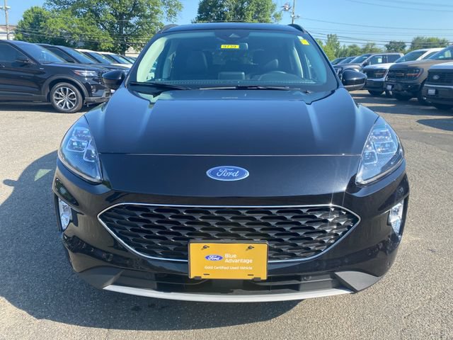 Certified 2022 Ford Escape Titanium w/ Class II Trailer Tow Package AWD/4WD image 2