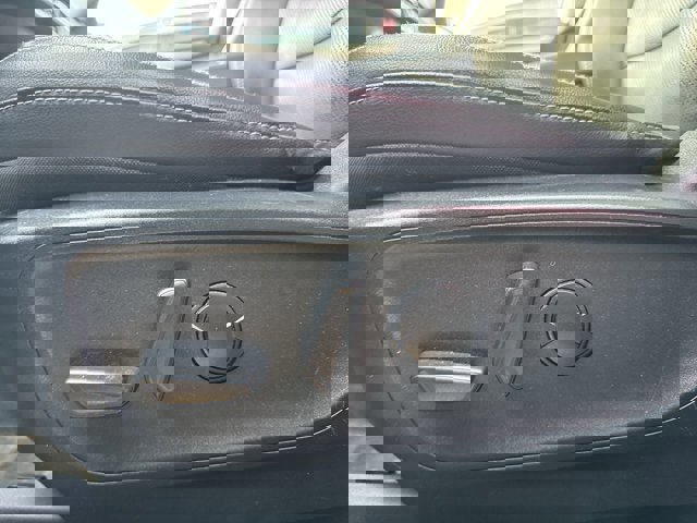 Certified 2020 Ford Escape SEL image 11