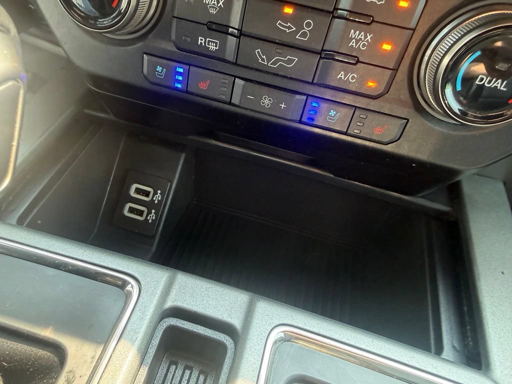 Certified 2019 Ford F150 Raptor w/ Equipment Group 802A Luxury AWD/4WD image 39