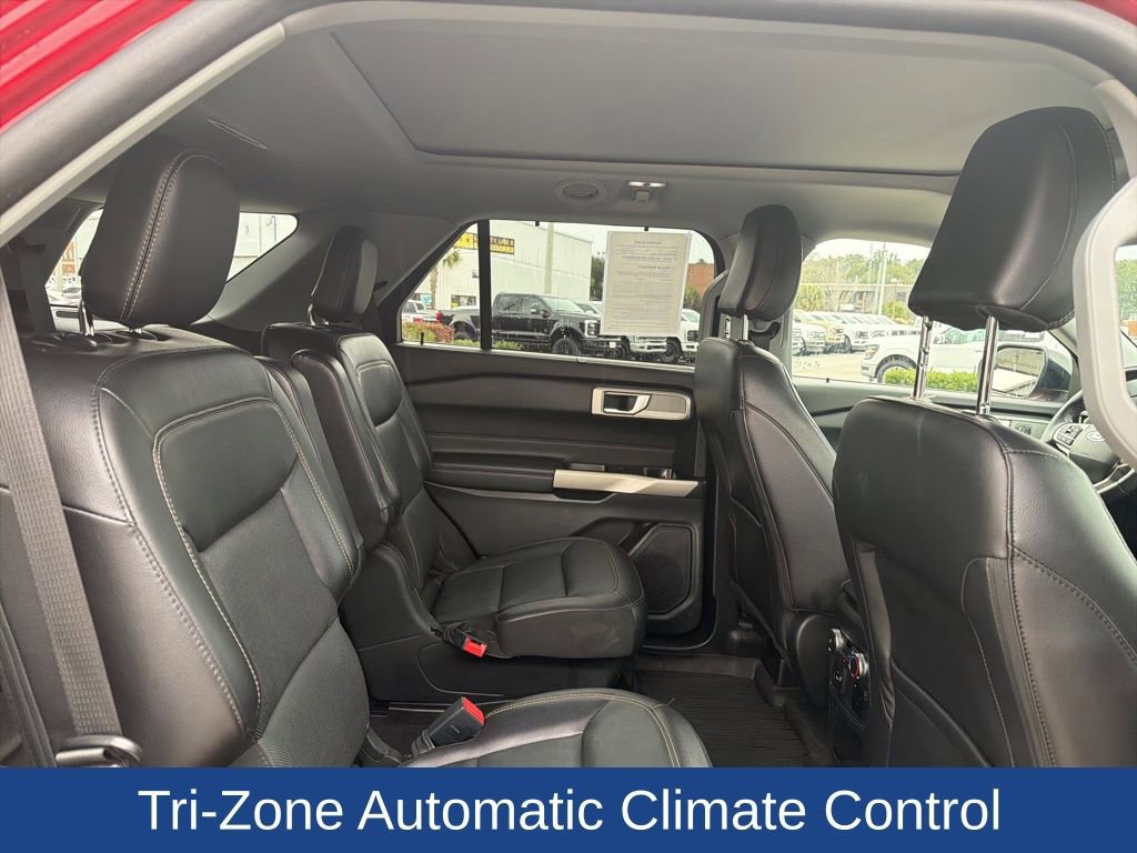 Certified 2021 Ford Explorer Limited w/ Equipment Group 301A image 16