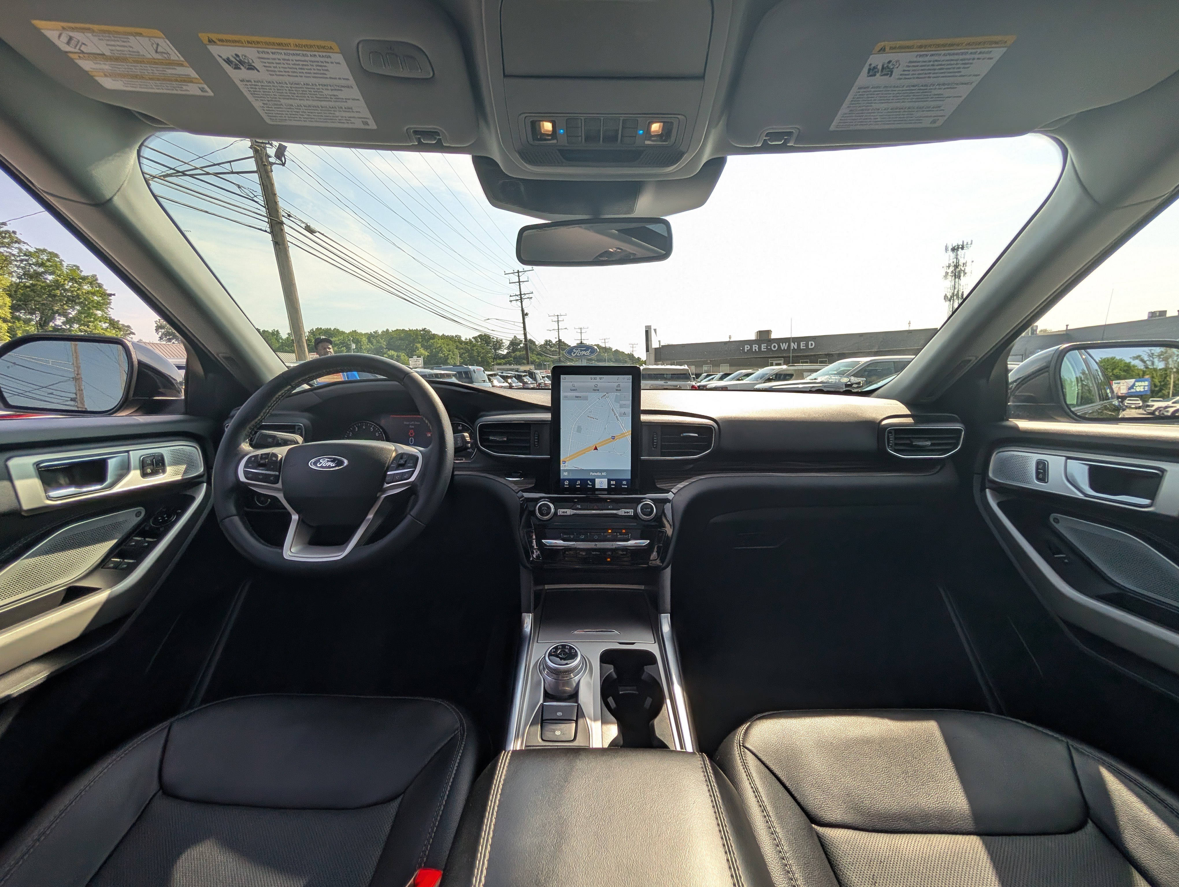 Certified 2022 Ford Explorer Limited w/ Limited Technology Package AWD/4WD image 23