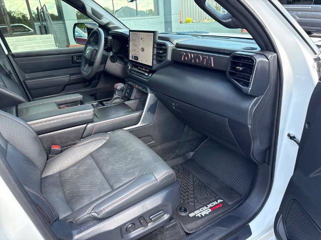 Used 2025 Toyota Sequoia TRD Pro AWD/4WD image 18