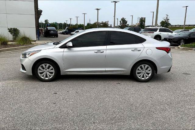 Used 2022 Hyundai Accent SE FWD image 8