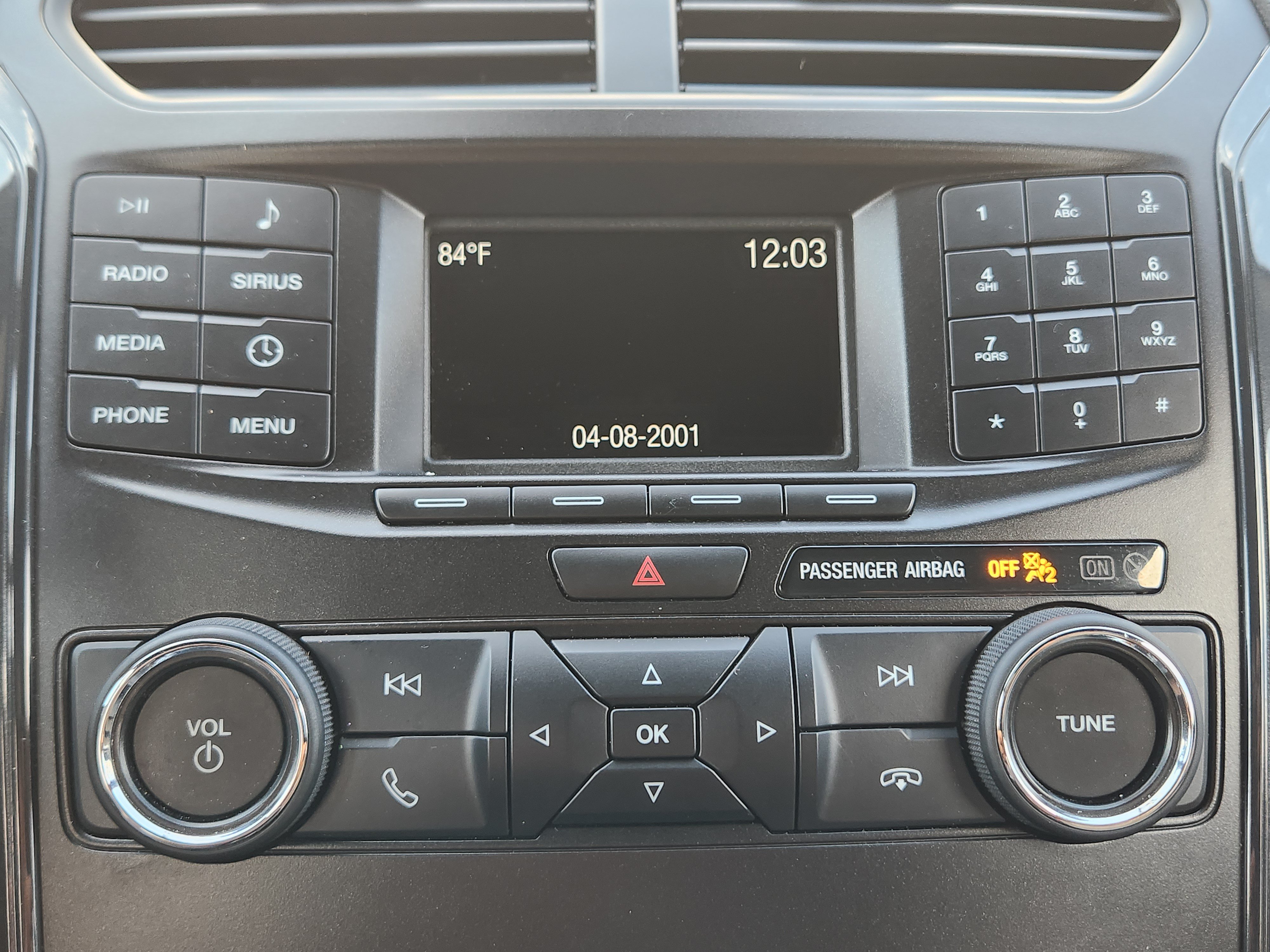 Certified 2018 Ford Explorer FWD image 12