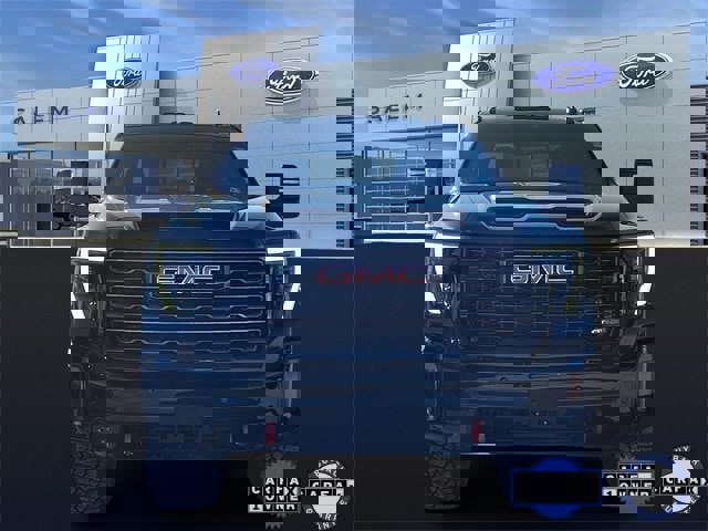 Used 2024 GMC Sierra 2500 AT4X image 7