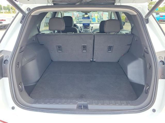 Used 2023 Chevrolet Equinox LT image 11