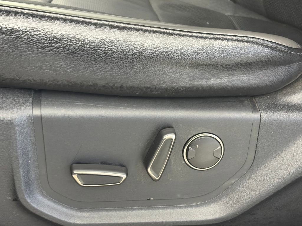 Certified 2020 Ford F150 Raptor w/ Equipment Group 802A Luxury image 27