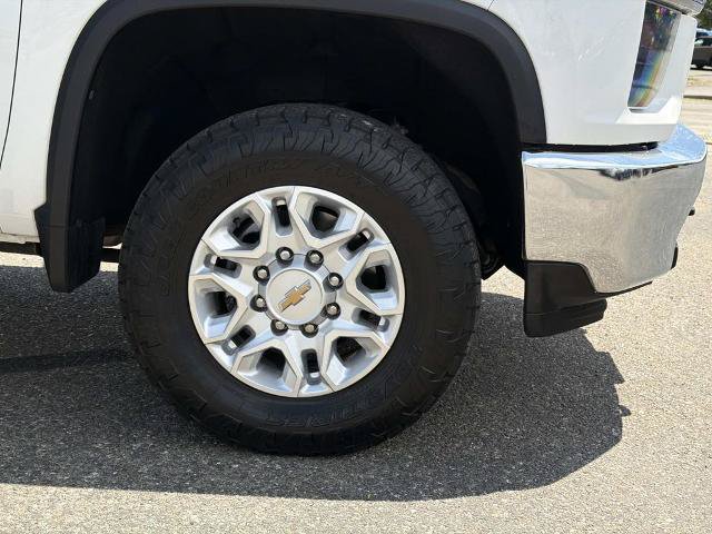 Used 2021 Chevrolet Silverado 2500 LT w/ Fleet Comfort Package AWD/4WD image 26