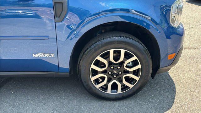 Certified 2024 Ford Maverick Lariat AWD/4WD image 10