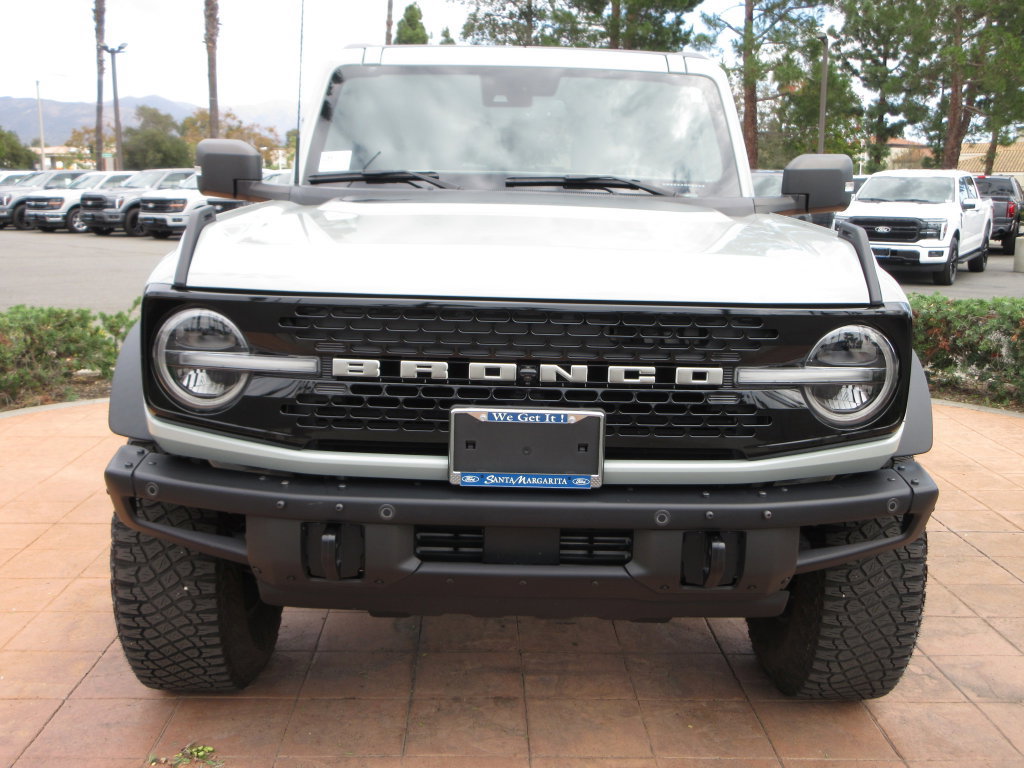 Certified 2024 Ford Bronco Wildtrak AWD/4WD image 8