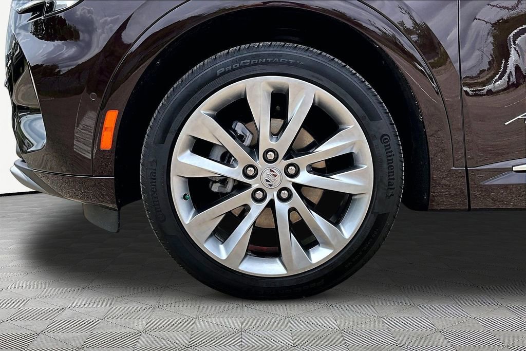 Used 2023 Buick Envision Avenir AWD/4WD image 9