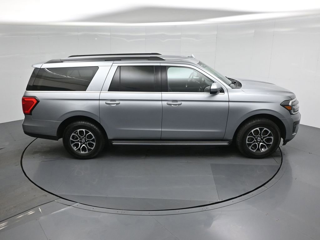 Certified 2023 Ford Expedition Max XLT image 10