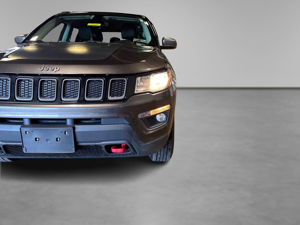 Used 2018 Jeep Compass Trailhawk AWD/4WD image 21